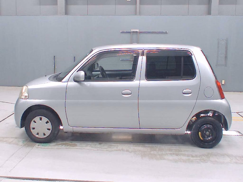 DAIHATSU ESSE