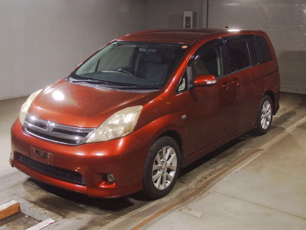 TOYOTA ISIS