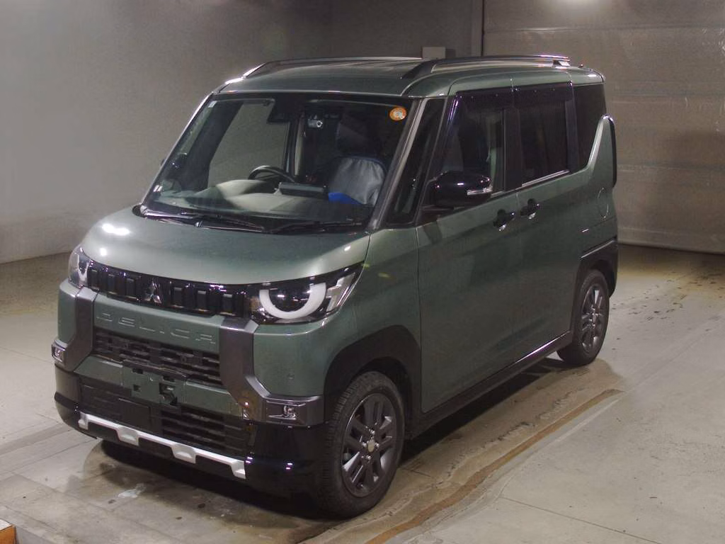 MITSUBISHI DELICA MINI