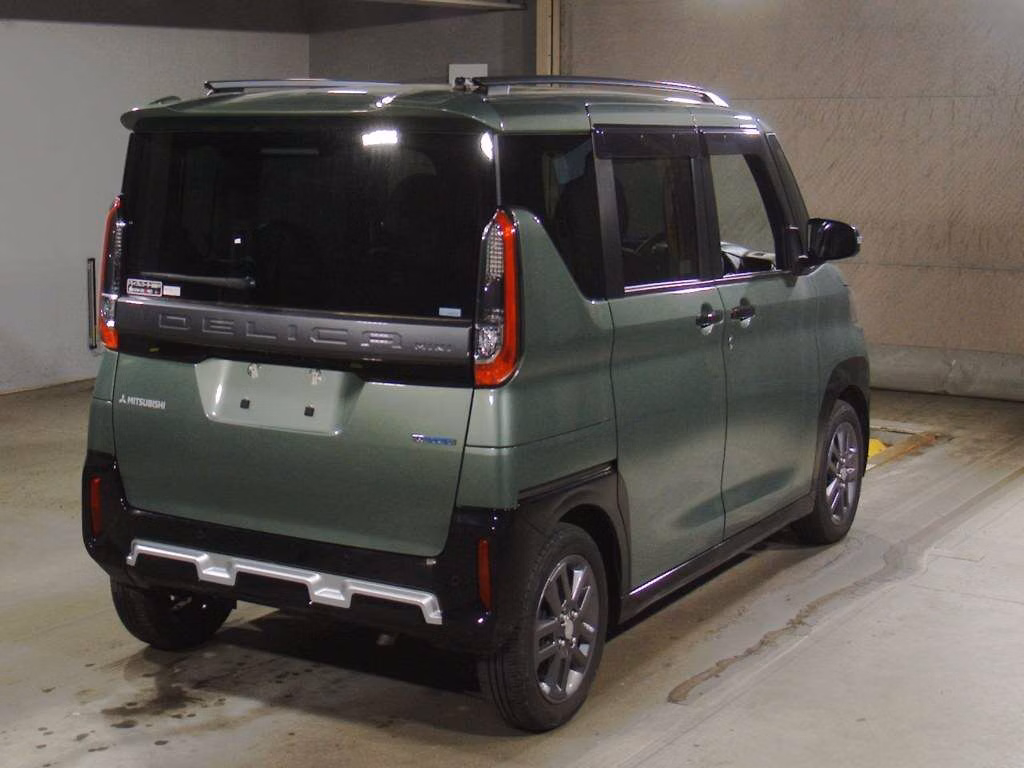 MITSUBISHI DELICA MINI