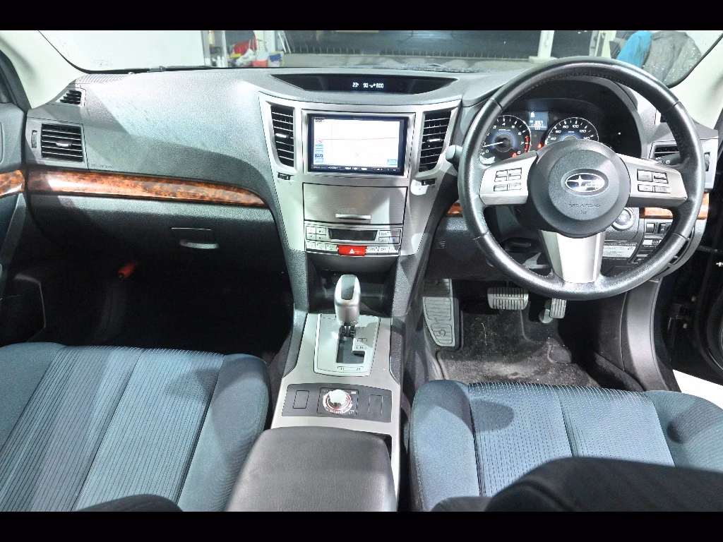 SUBARU LEGACY