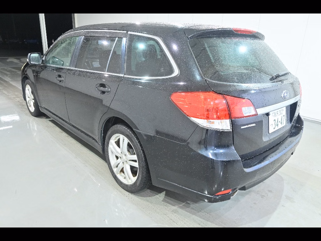 SUBARU LEGACY