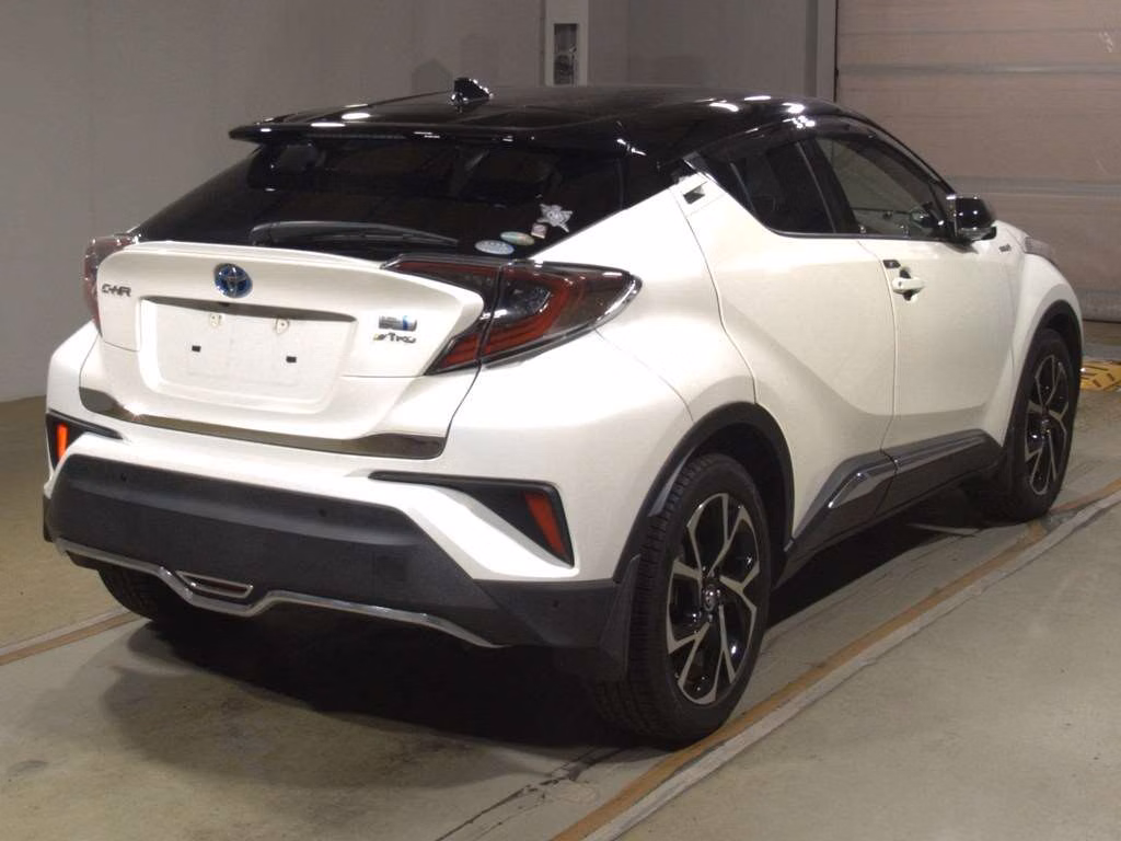TOYOTA C-HR