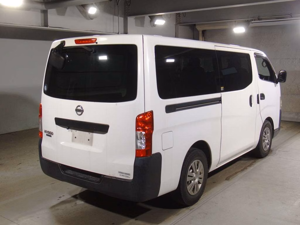 NISSAN NV350 CARAVAN