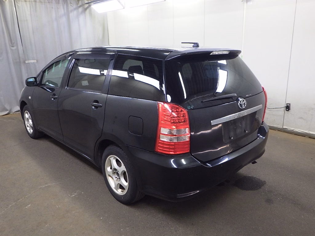TOYOTA WISH