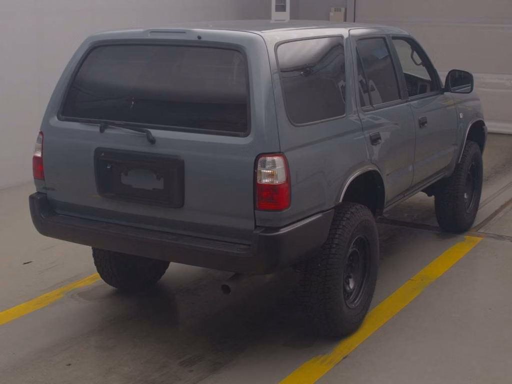 TOYOTA HILUX SURF