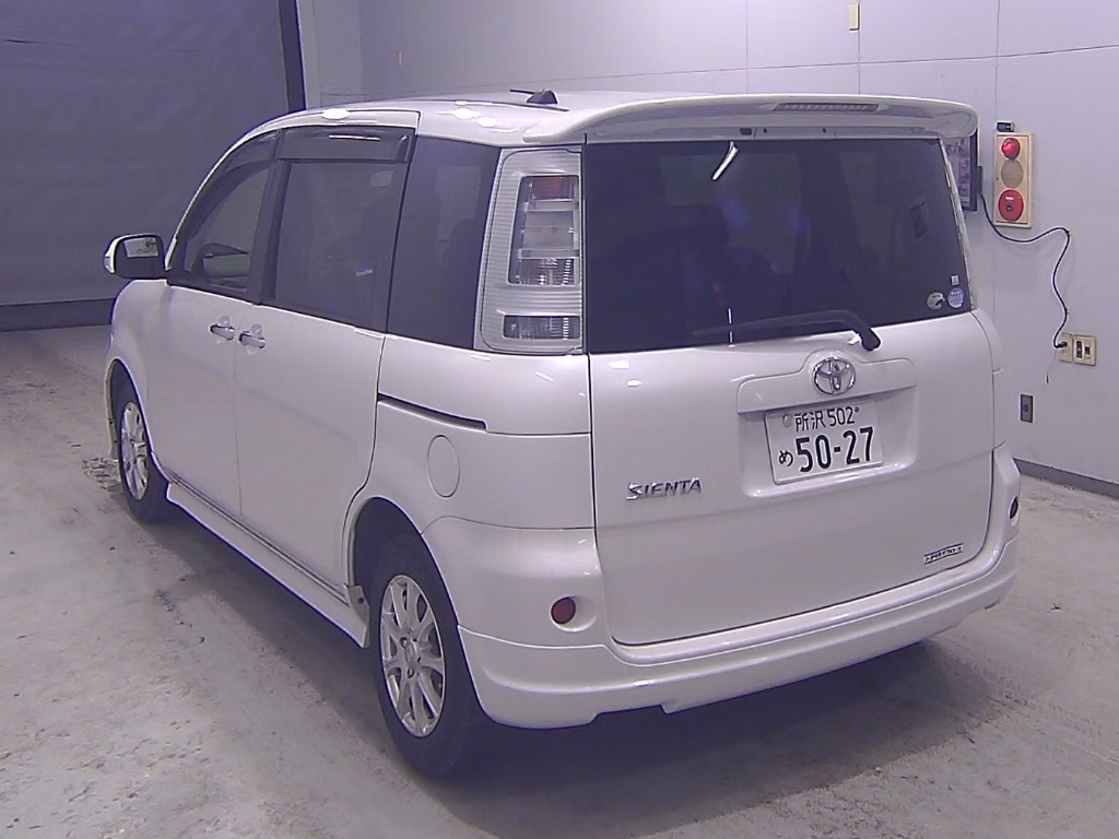 TOYOTA SIENTA