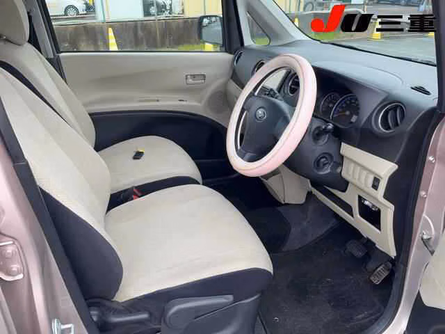 SUBARU LUCRA
