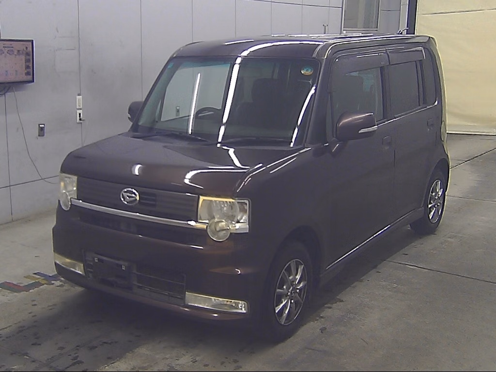 DAIHATSU MOVE CONTE