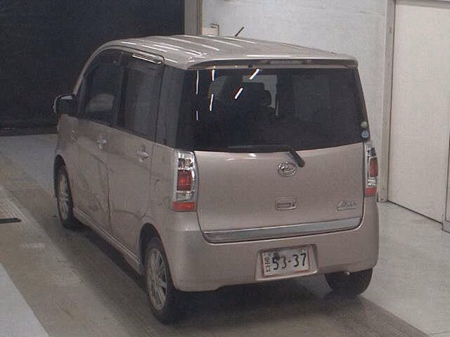 DAIHATSU TANTO EXE