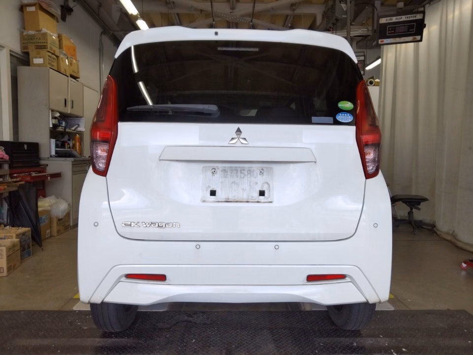MITSUBISHI EK WAGON
