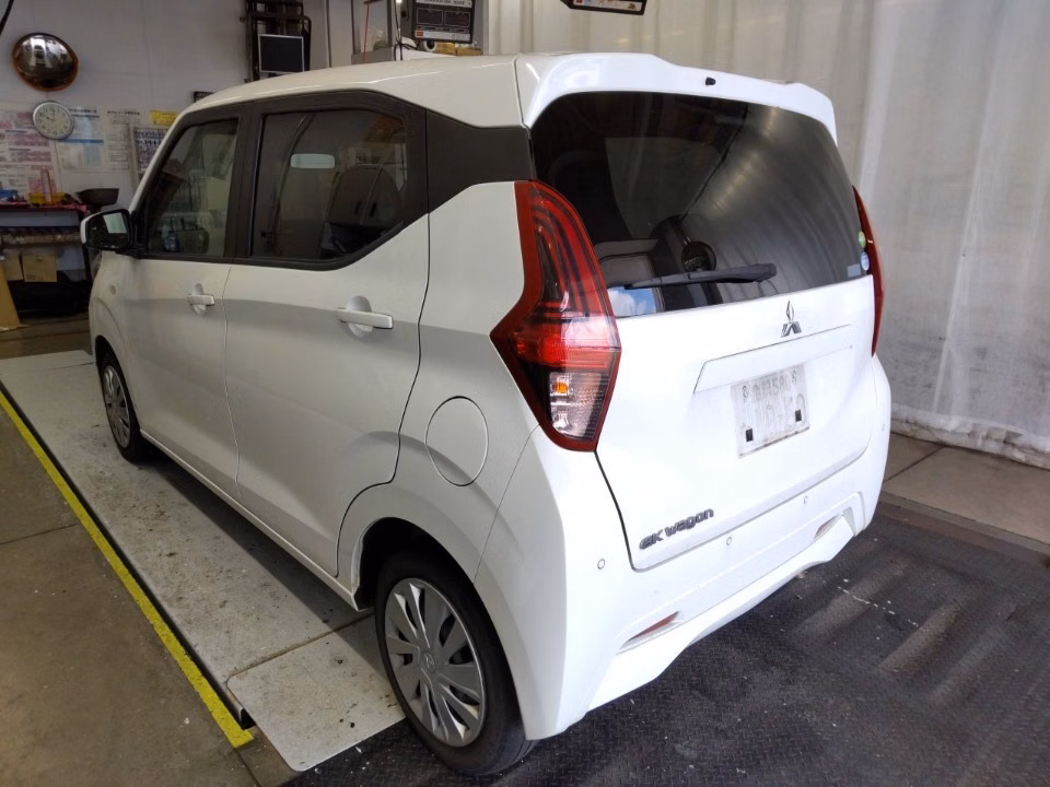MITSUBISHI EK WAGON