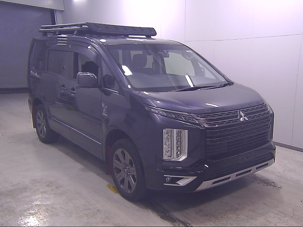 MITSUBISHI DELICA D:5