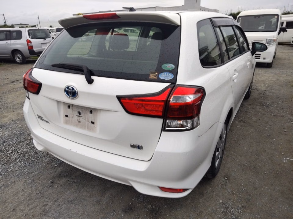 TOYOTA COROLLA FIELDER