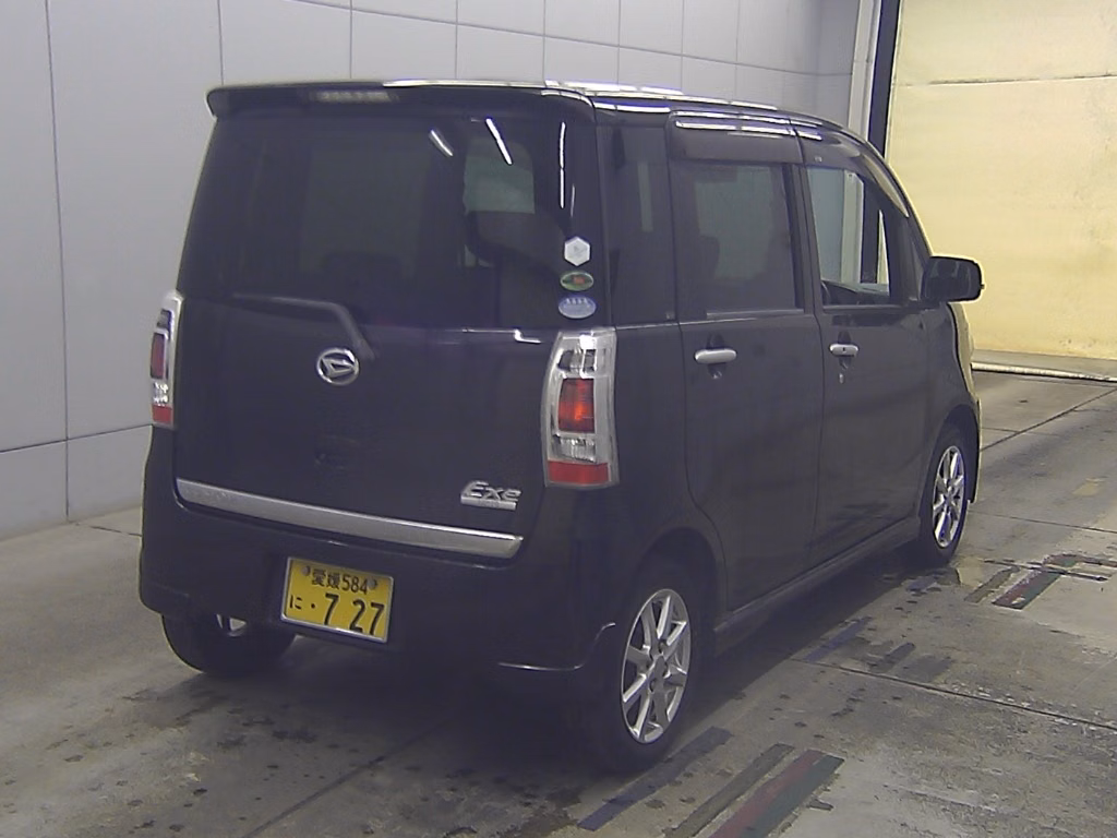 DAIHATSU TANTO EXE