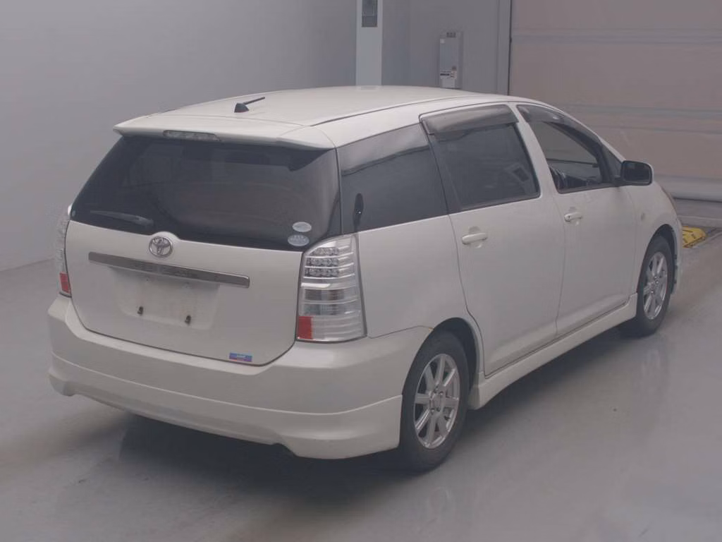 TOYOTA WISH