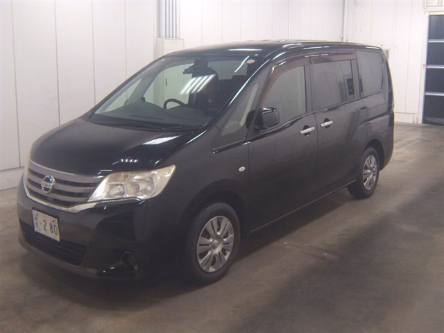 NISSAN SERENA