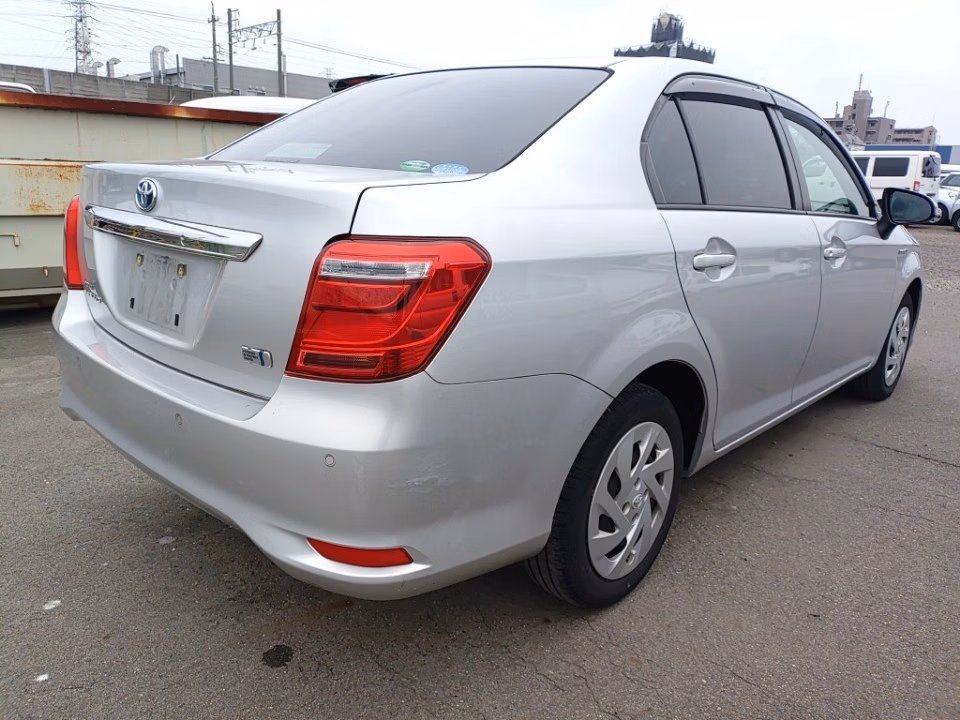 TOYOTA COROLLA AXIO