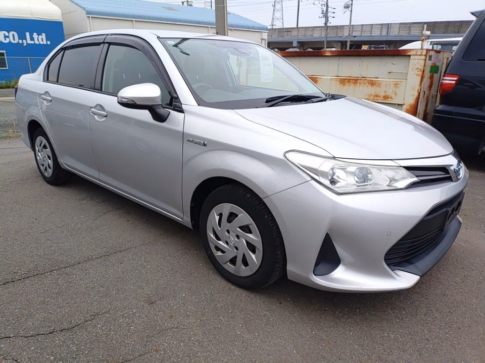 TOYOTA COROLLA AXIO