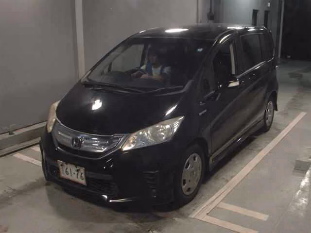 HONDA FREED