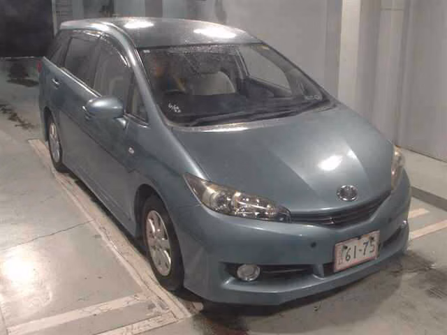 TOYOTA WISH