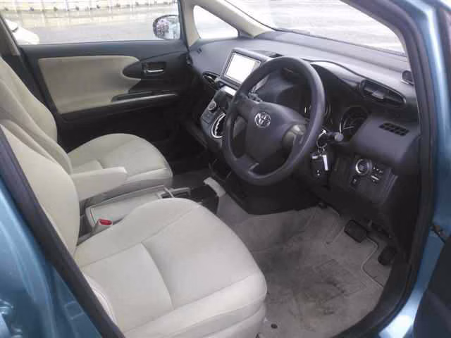 TOYOTA WISH