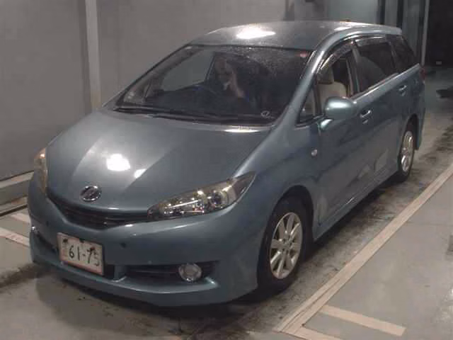 TOYOTA WISH
