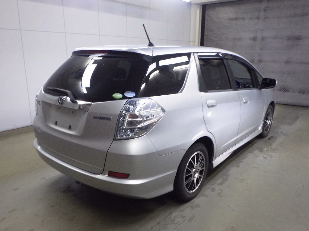 HONDA FIT SHUTTLE