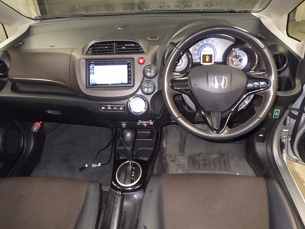 HONDA FIT SHUTTLE