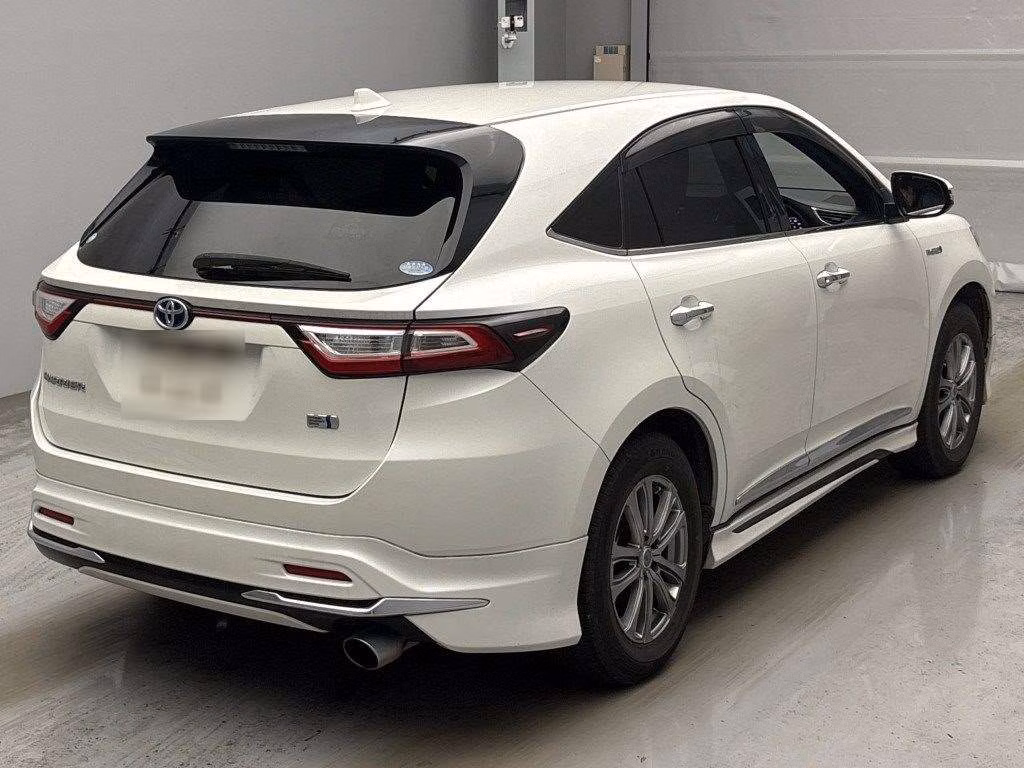 TOYOTA HARRIER