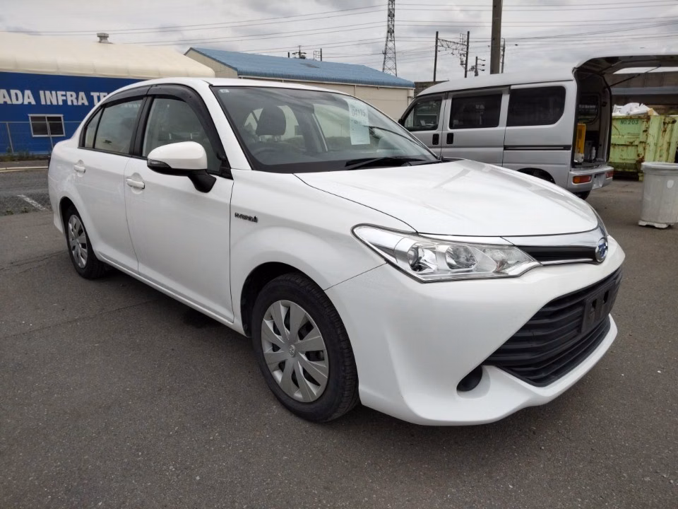 TOYOTA COROLLA AXIO