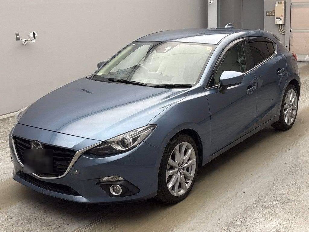 MAZDA AXELA