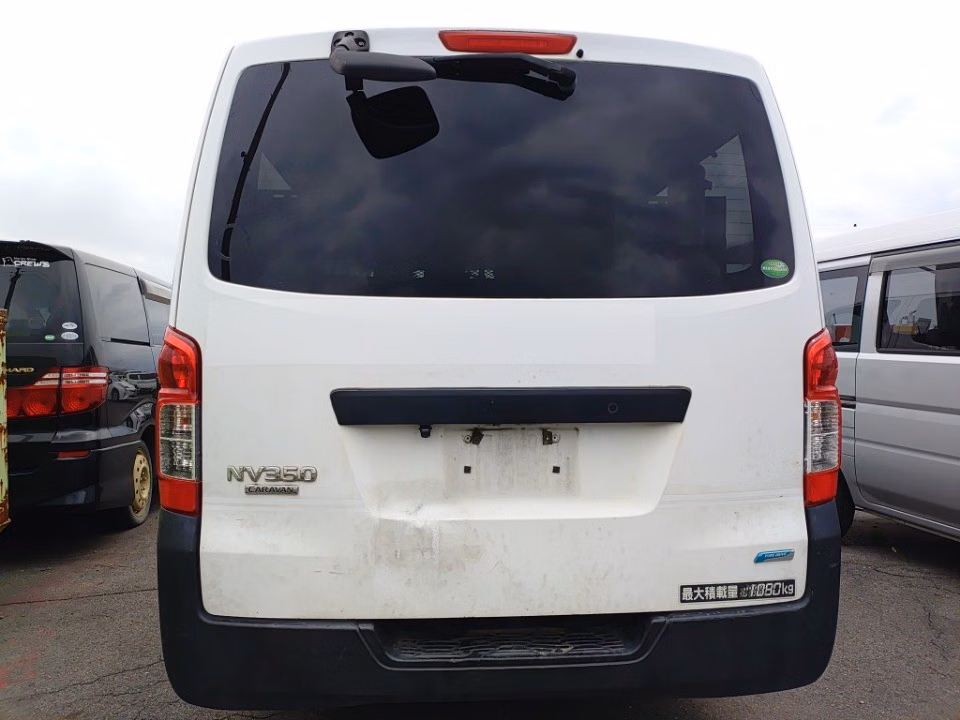 NISSAN NV350 CARAVAN