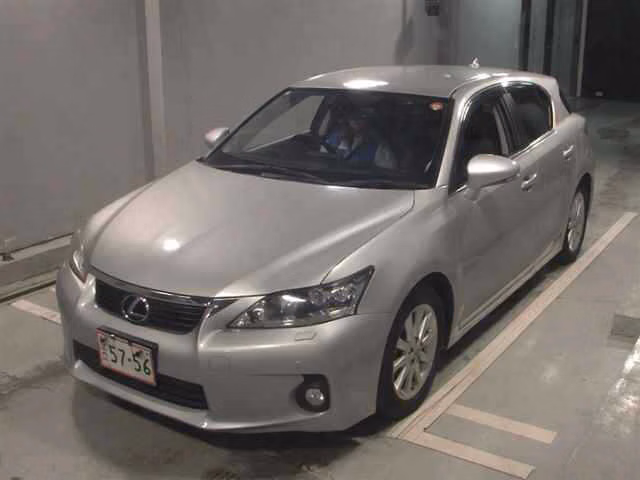 LEXUS CT200H