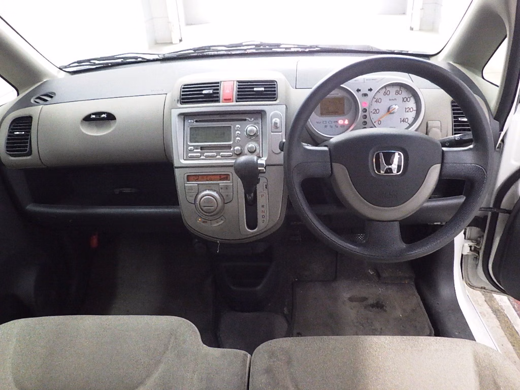 HONDA LIFE