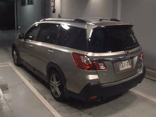 SUBARU EXIGA CROSSOVER 7