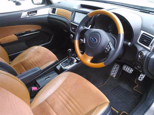SUBARU EXIGA CROSSOVER 7