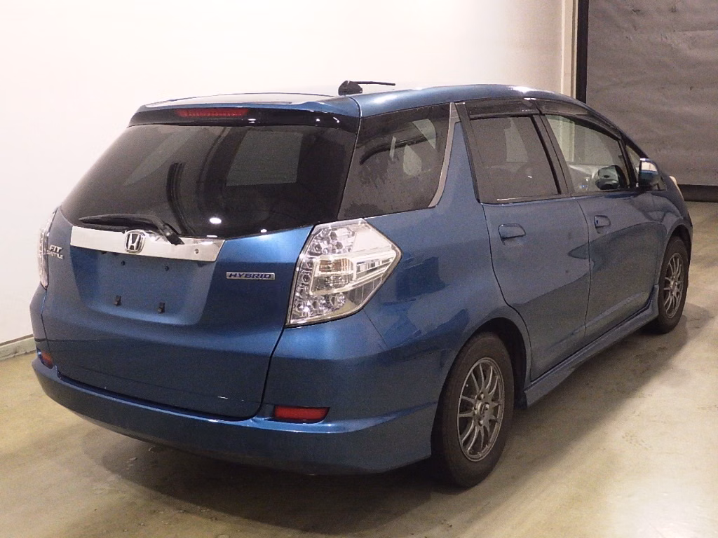 HONDA FIT SHUTTLE