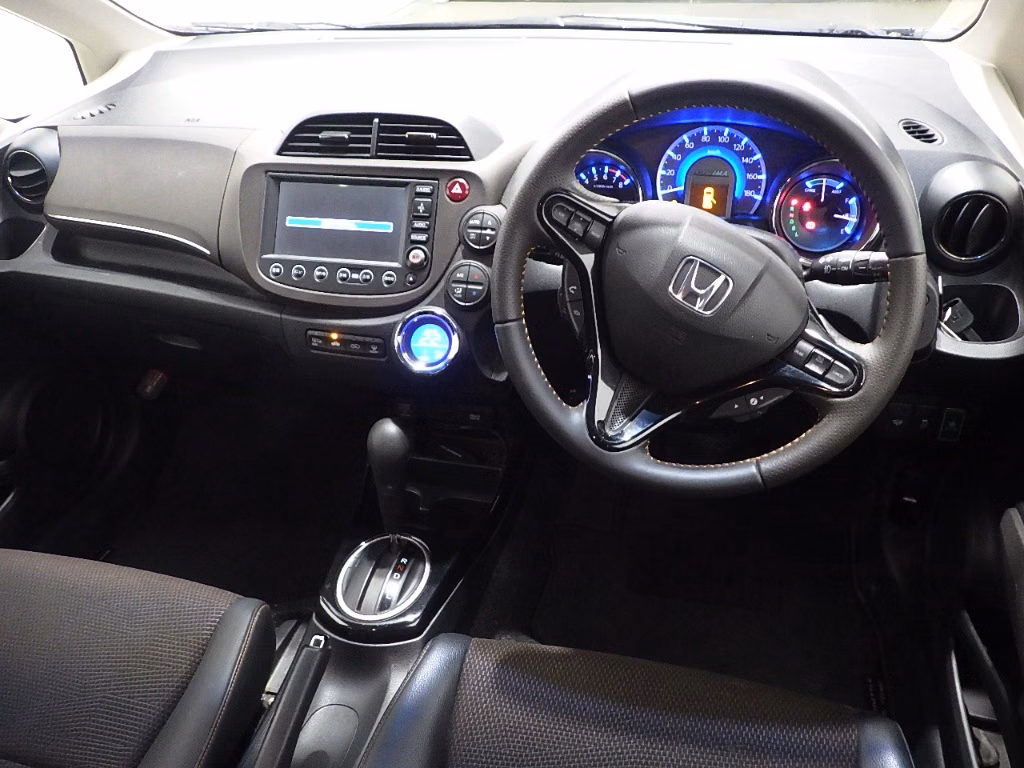 HONDA FIT SHUTTLE