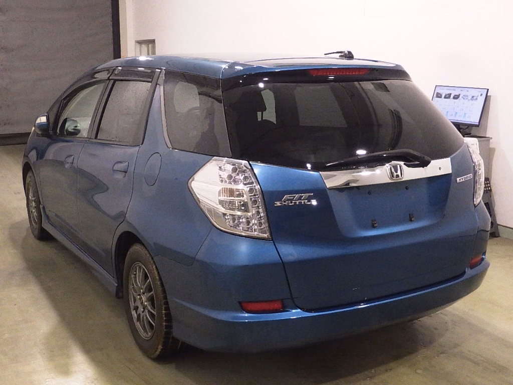 HONDA FIT SHUTTLE