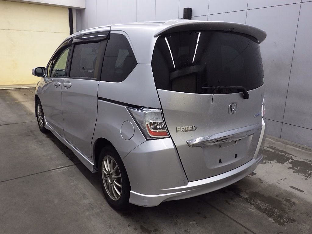 HONDA FREED