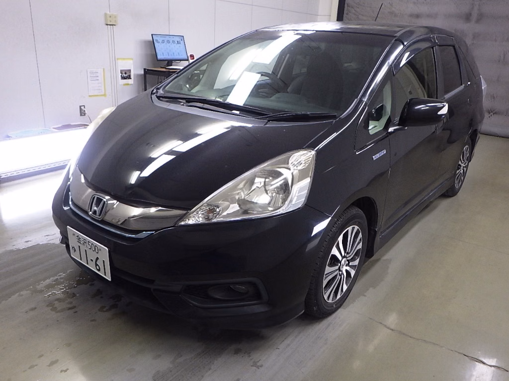 HONDA FIT SHUTTLE