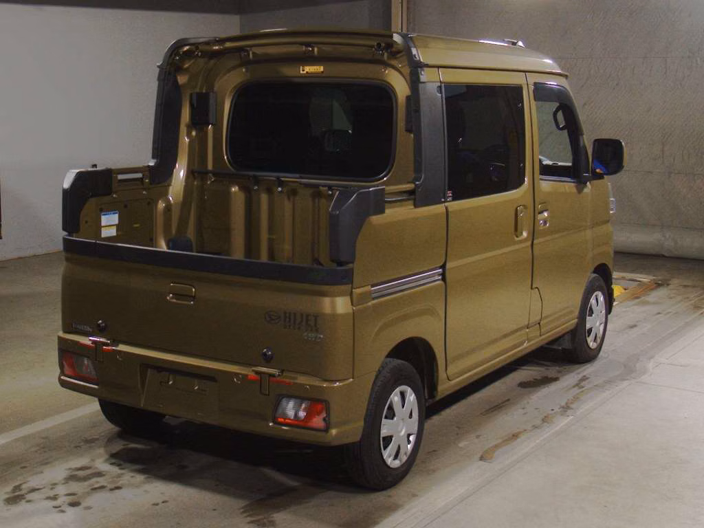 DAIHATSU ATRAI