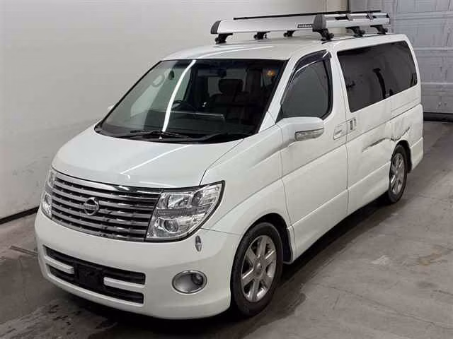 NISSAN ELGRAND