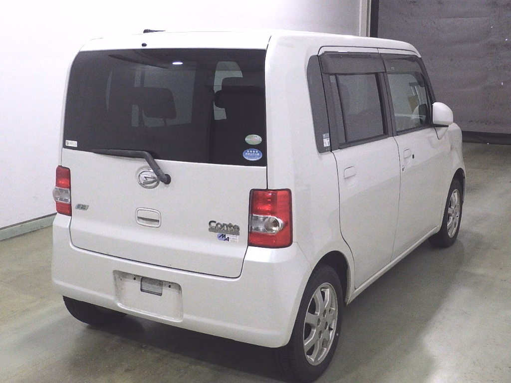 DAIHATSU MOVE CONTE
