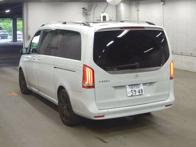 MERCEDES-BENZ V-CLASS