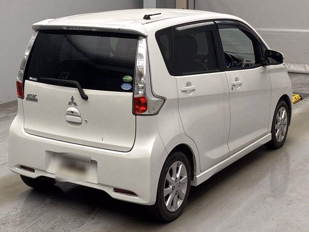 MITSUBISHI EK CUSTOM