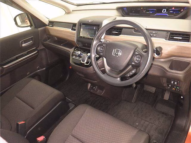 HONDA FREED+
