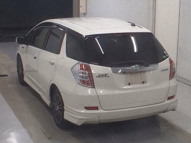 HONDA FIT SHUTTLE
