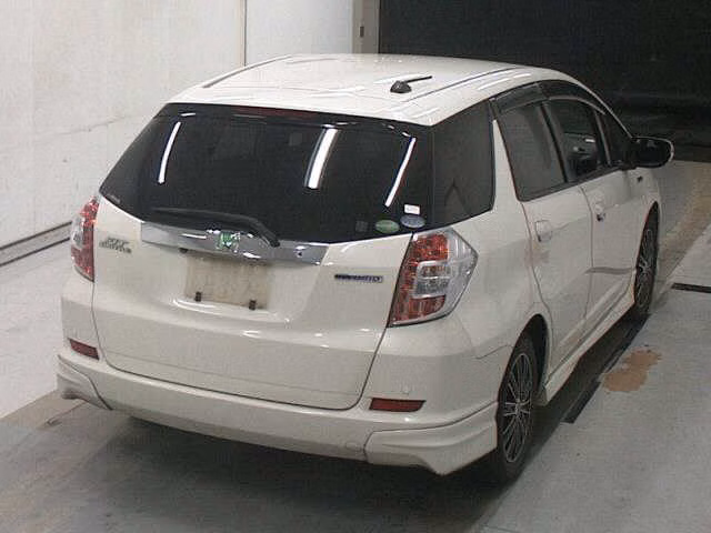 HONDA FIT SHUTTLE